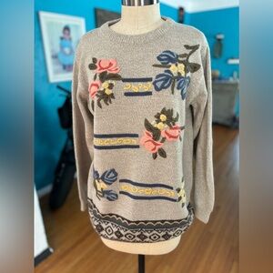 Vintage Alfred Dunner Woman’s beautiful sweater.